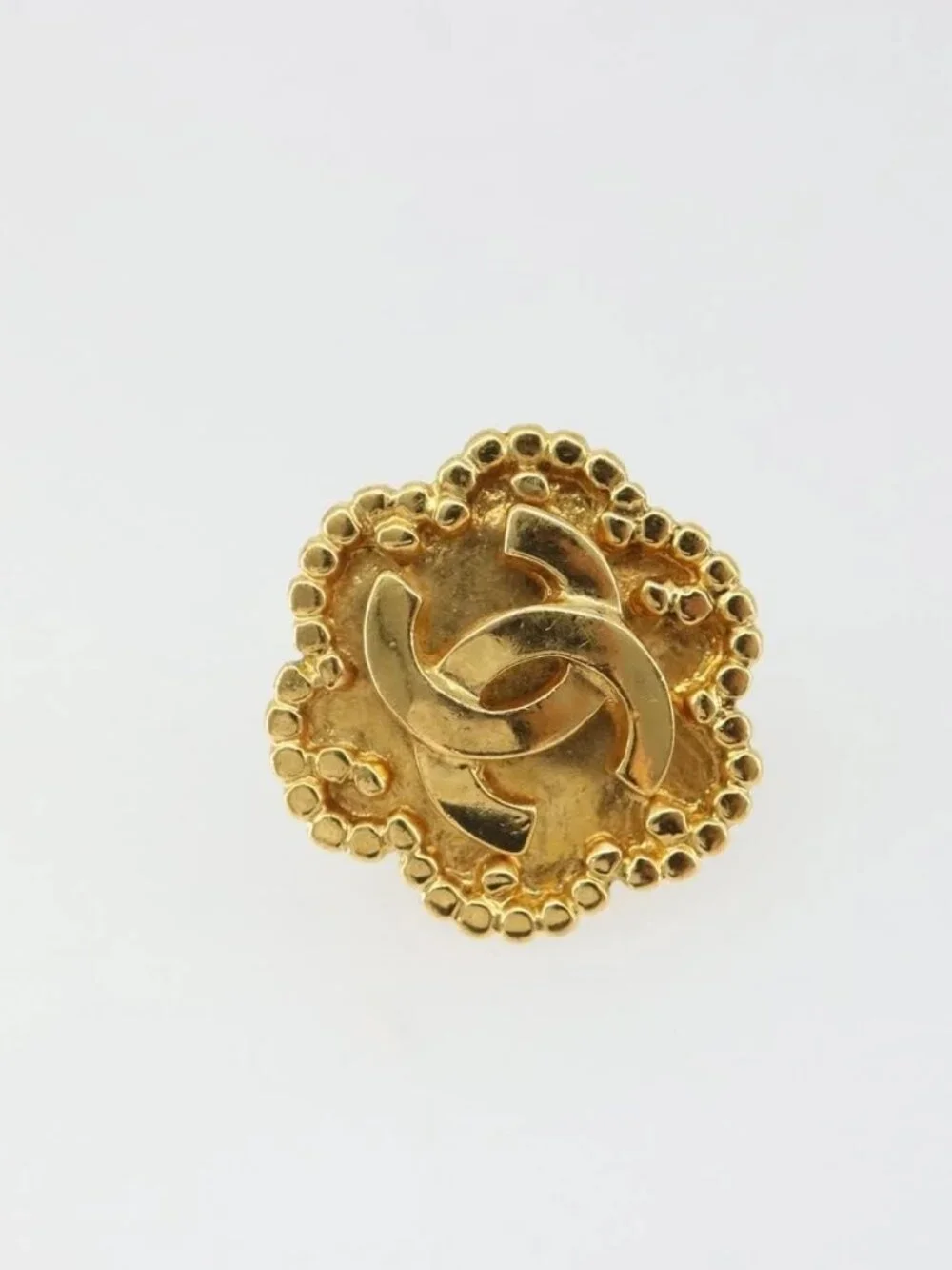 CHANEL Earring Metal Gold Tone CC Auth BA13636M